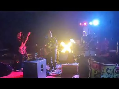 Vista previa del vídeo Should I Stay or Should I go. The Class. Club de Golf Ent de Ruta 88